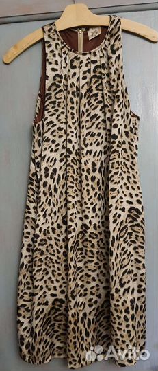 Платье 50 размер на подкладке с карманами бу