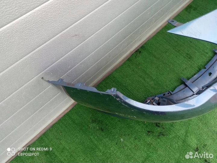 Бампер передний Opel Astra J (2010-2016)