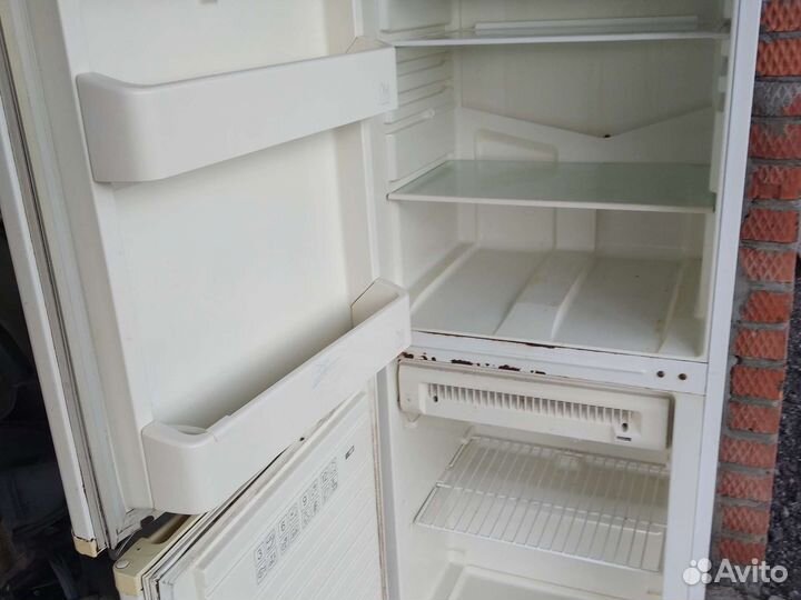 Продам холодильник бу