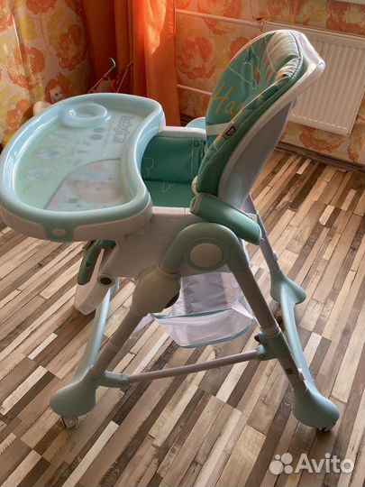 Детский стульчик для кормления