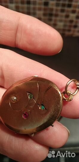 Кулон локет с цепочкой. Золото 56 пр