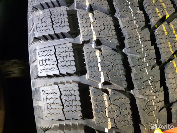 Toyo Observe GSi-5 285/45 R19