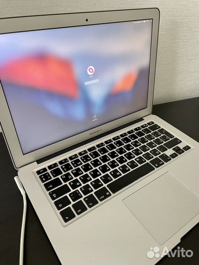 MacBook Air 13,Mid 2011