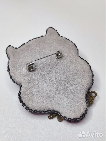 Брошь из бисера