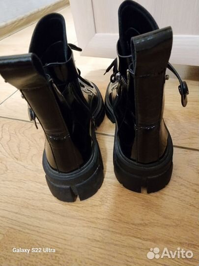 Ботинки женские