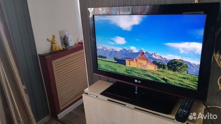 Телевизор LG 26