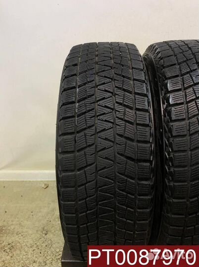 Bridgestone Blizzak DM-V1 215/65 R16 98H
