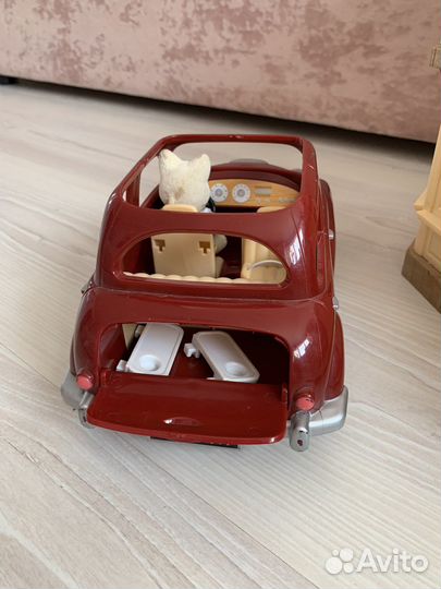 Машинка Sylvanian Families