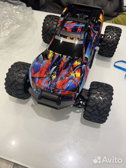 Traxxas Maxx TRA89076-4 монстр 1/10