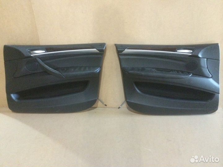 Обшивка двери BMW X5 E70
