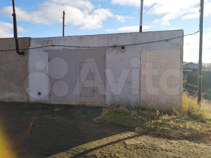 Гараж, > 30 м²