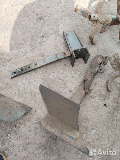 Плуг для мотоблока