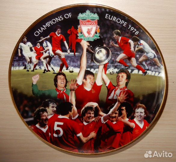 Тарелка сувенирная коллекционная Ливерпуль