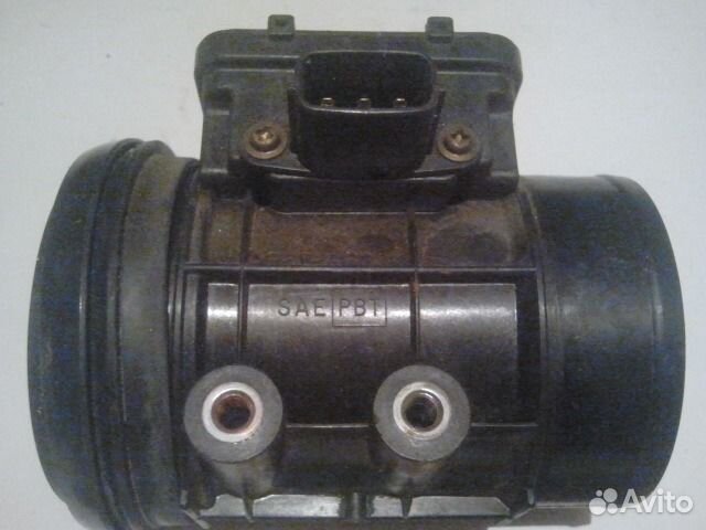 Датчик массового расхода воздуха Mazda FP-39