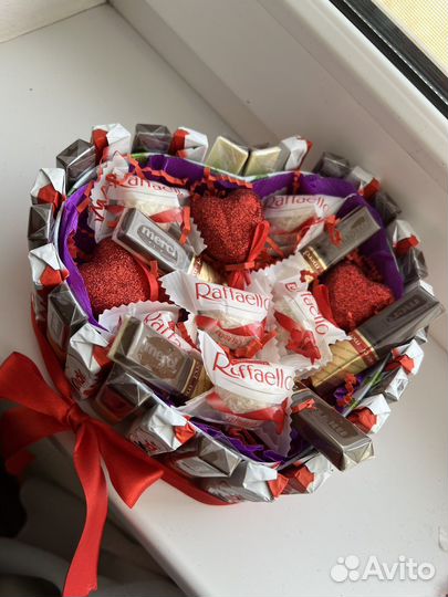 Сладкий подарок