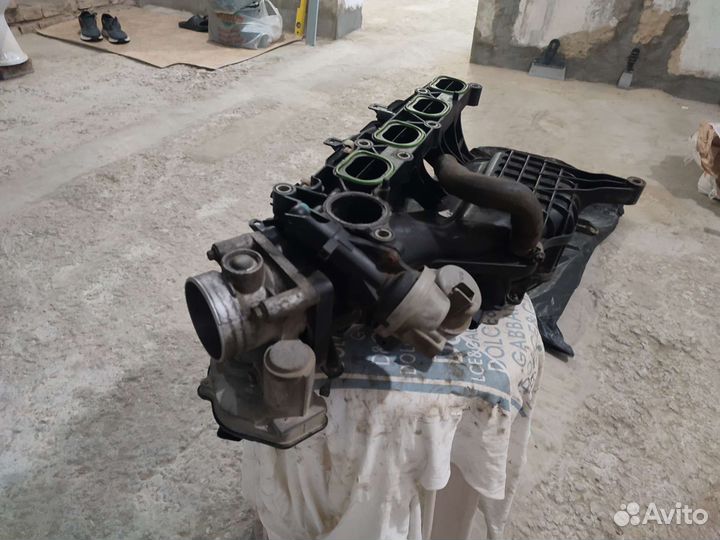 Впускной коллектор ford focus 2 1.8 2.0 в сборе