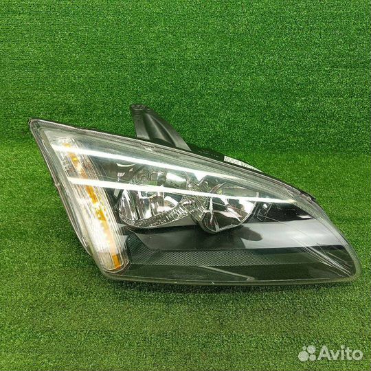 Фара правая Ford Focus 2 2007 1480985