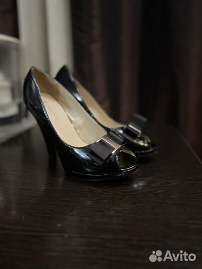 Туфли женские 38 размер черные