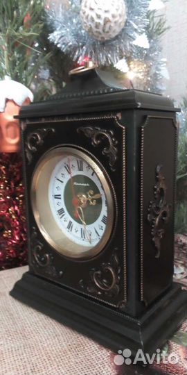 Кварцевые часы 