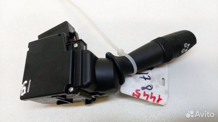 Переключатель стеклоочистителей Toyota Highlander