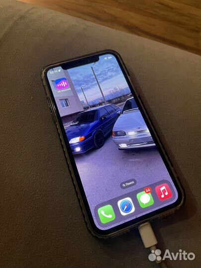 iPhone X, 64 ГБ