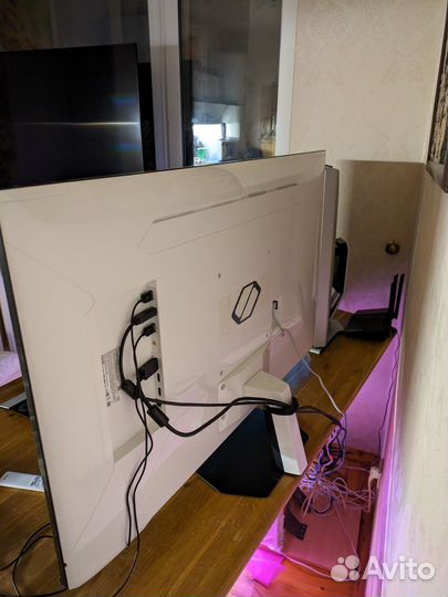 Монитор Samsung Odyssey Neo G7 43