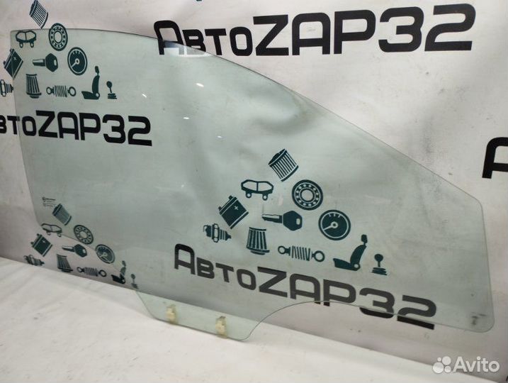 Стекло двери переднее правое Hyundai Solaris седан