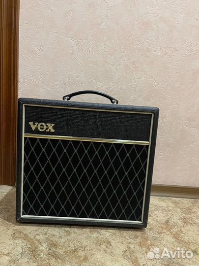 Комбоусилитель vox