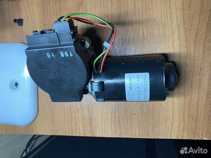 Мотор стеклоочистителя