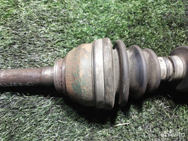 Привод Ssangyong Musso передний левый