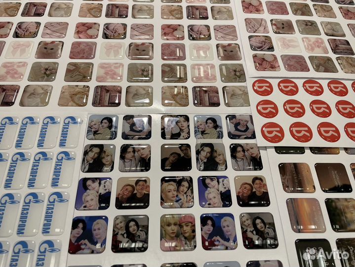 Наклейки на телефон