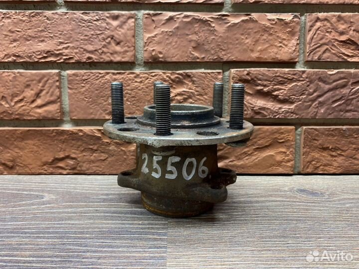 Ступица задняя Mitsubishi Outlander XL Asx