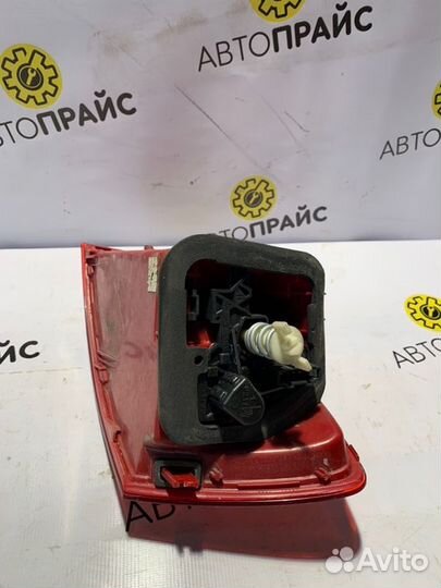 Фонарь заднего хода задний левый Volkswagen Jetta