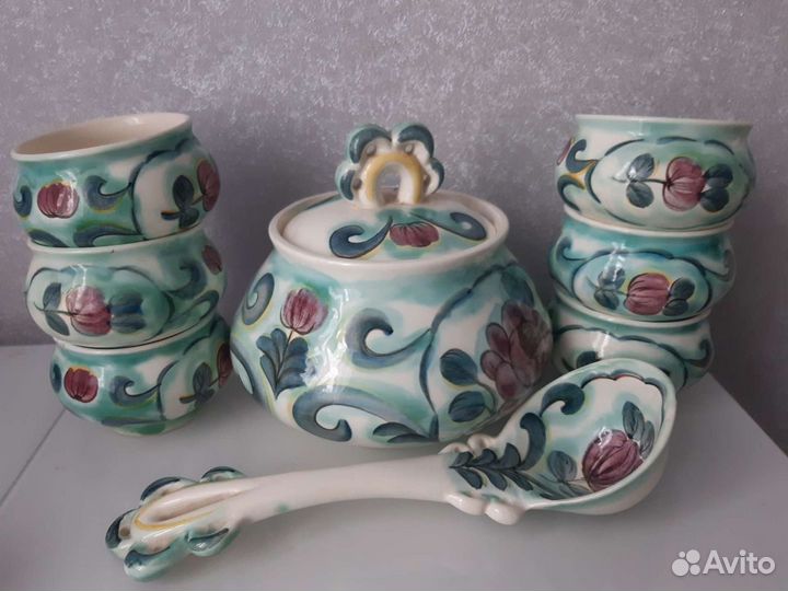 Супница с пиалами