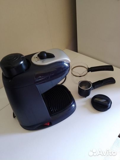 Кофеварка Delonghi