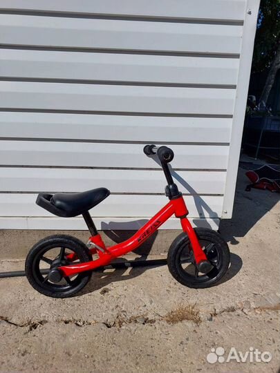 Продам беговел в хорошем состоянии