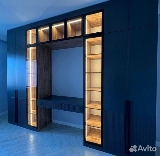 Шкаф с рабочей зоной на заказ