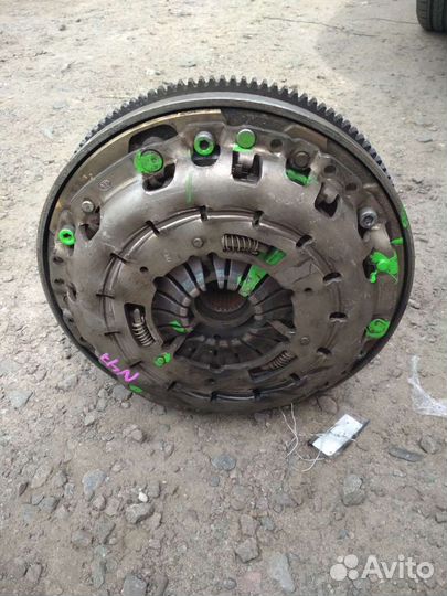 BMW маховик N47D20C комплект