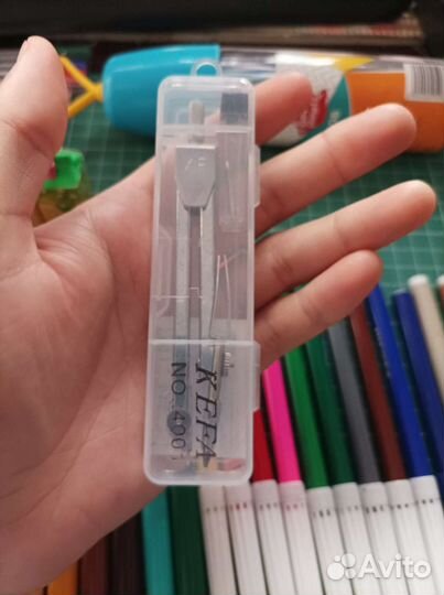 Продаются канцелярские принадлежности