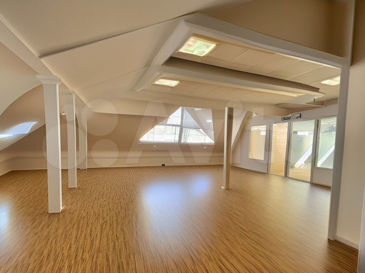 Аренда офиса 144-215.5 м² в особняке Большой Козих