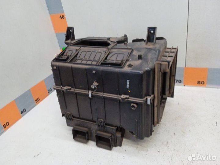 Корпус отопителя Hyundai Santa Fe 1 2.7 2001