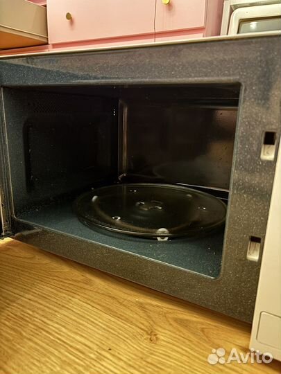 Свч микроволновая печь samsung me711kr