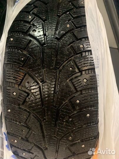 Nokian Tyres Hakkapeliitta 5 SUV 235/60 R18 104T