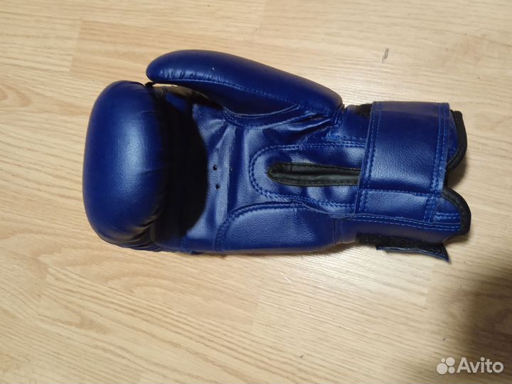 Боксерские перчатки детские 10 oz