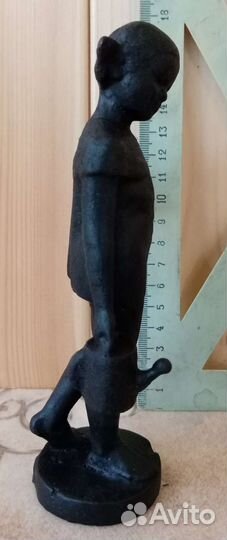 Каслинское литье Девочка с лейкой Куса