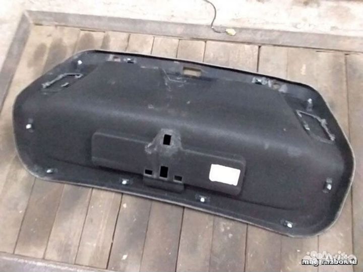 Обивка крышки багажника Volkswagen Passat B6