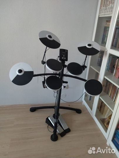 Электронная ударная установка Roland TD-1K