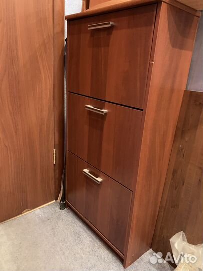 Обувной шкаф