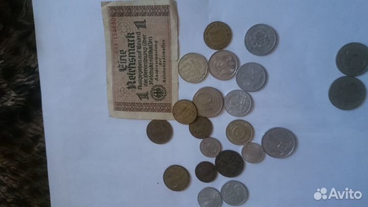 Продаю коллекционные монеты