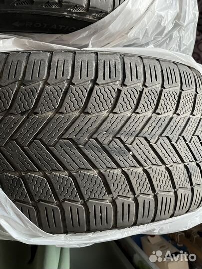 Michelin X-Ice Snow SUV 265/50 R20 111T